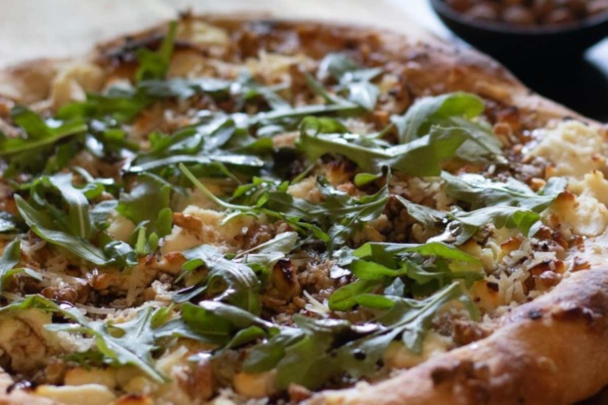 A Motta Camastra cresce una noce unica al mondo: ecco perché è così speciale A Motta Camastra cresce una noce unica al mondo: ecco perché è così speciale